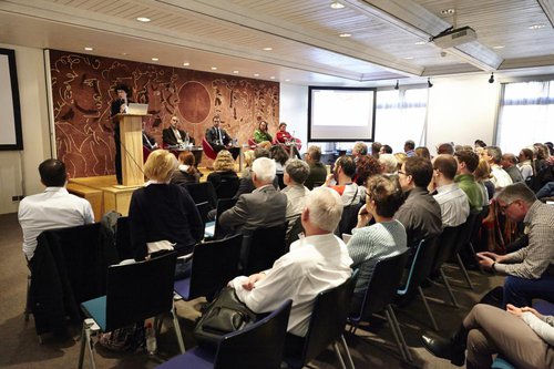 04_Publikum_150226_Public_Health0669